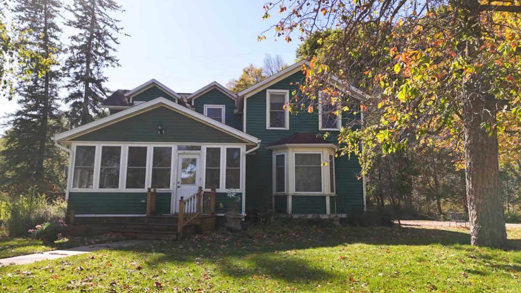 Picturesque House + 4.11 acres across from Rush Creek in Rushford