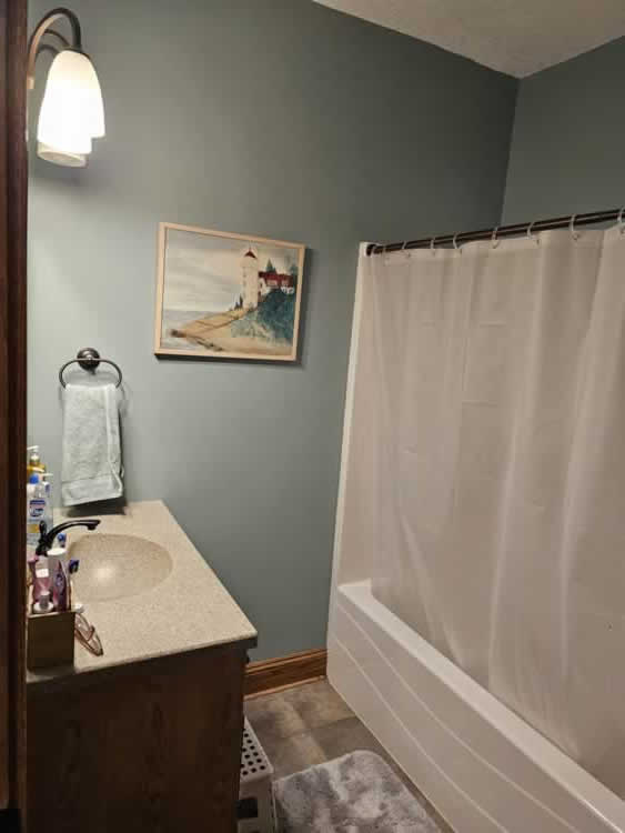 Completely remodeled Victorian Home in Eyota within Olmsted County